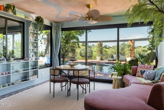 14593 Deervale Place, Sherman Oaks, CA 91403