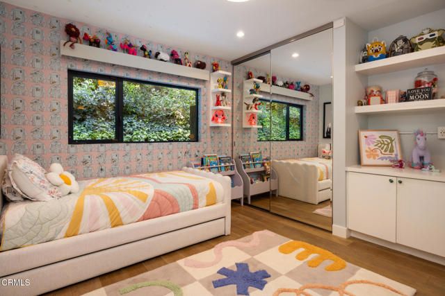 14593 Deervale Place, Sherman Oaks, CA 91403