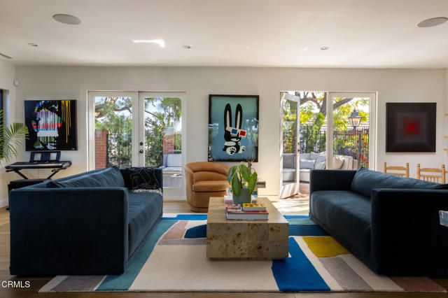 14593 Deervale Place, Sherman Oaks, CA 91403