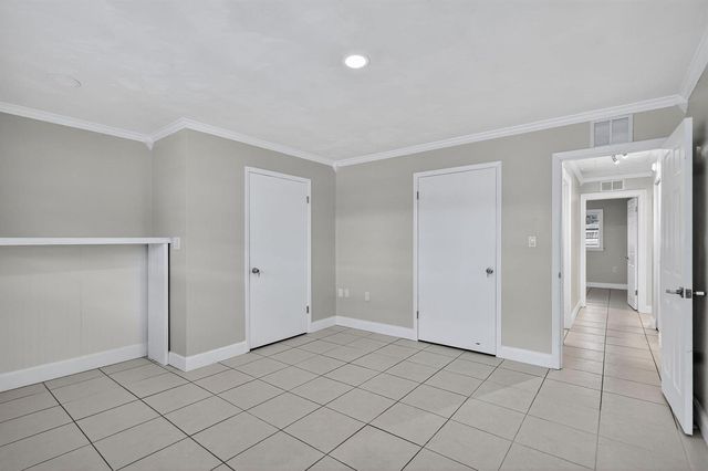 143 SW Grove Avenue, Port St. Lucie, FL 34983