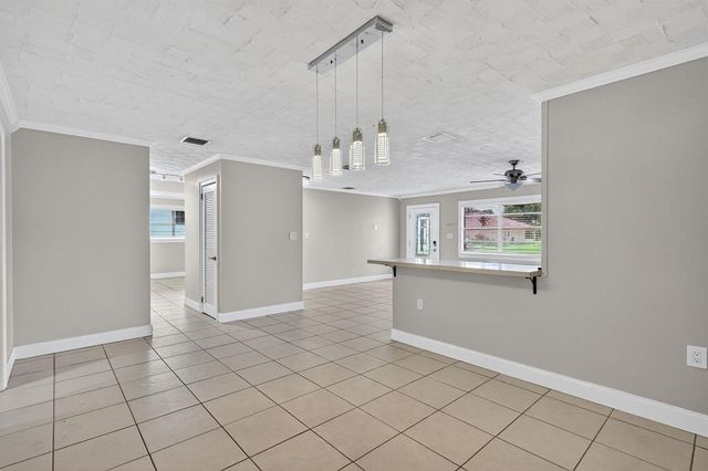 143 SW Grove Avenue, Port St. Lucie, FL 34983