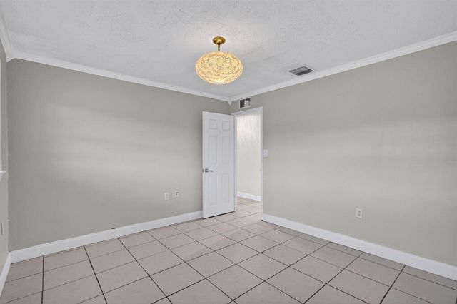 143 SW Grove Avenue, Port St. Lucie, FL 34983