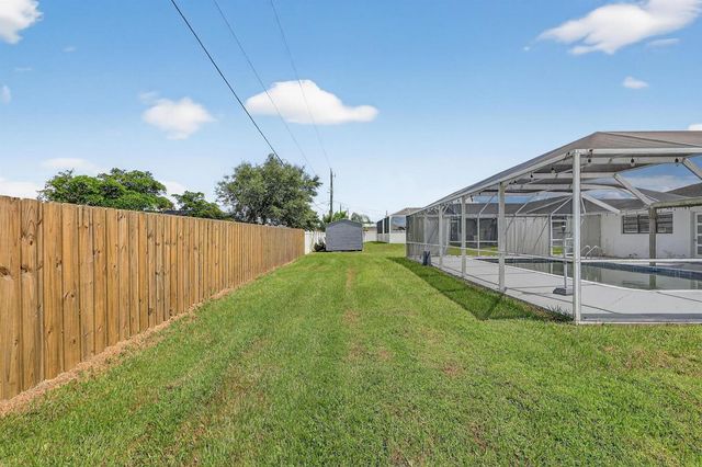 143 SW Grove Avenue, Port St. Lucie, FL 34983