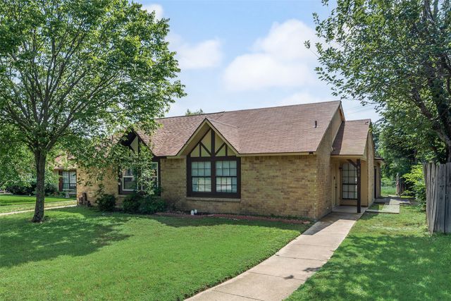 512 Matterhorn Street, Cedar Hill, TX 75104