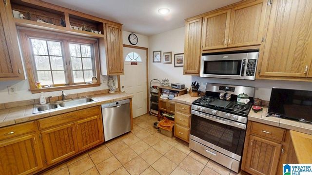 417 COUNTY ROAD 537, Hanceville, AL 35077