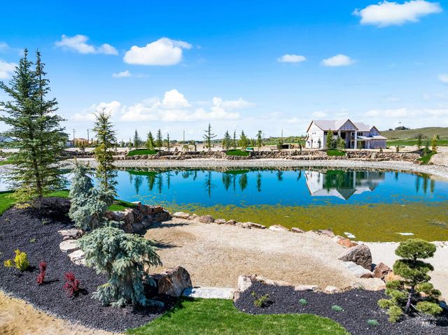 3749 N Templeton Way, Eagle, ID 83616