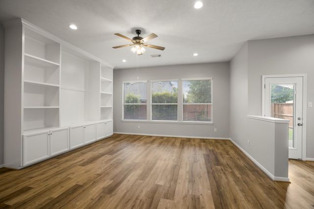 1234 Walston Ridge Drive, Spring, TX 77379