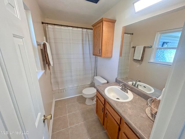 575 Oak Ridge Way, Pearl, MS 39208