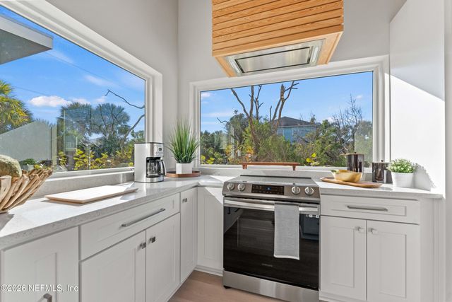 28 FLAGLER Drive, Palm Coast, FL 32137