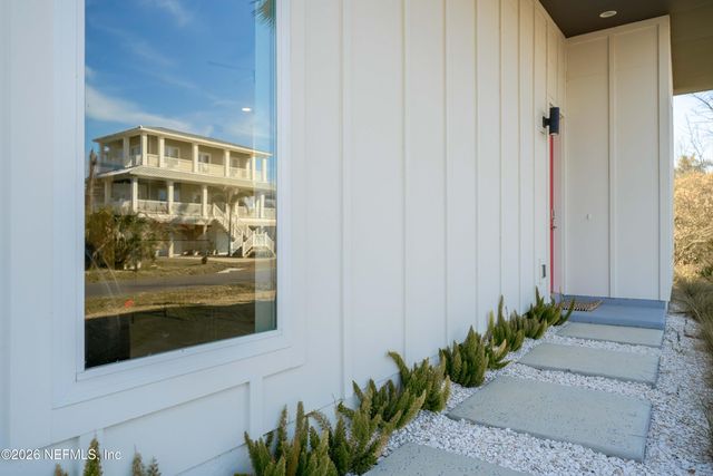 28 FLAGLER Drive, Palm Coast, FL 32137