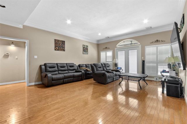 14907 Pine Point Court, Houston, TX 77070