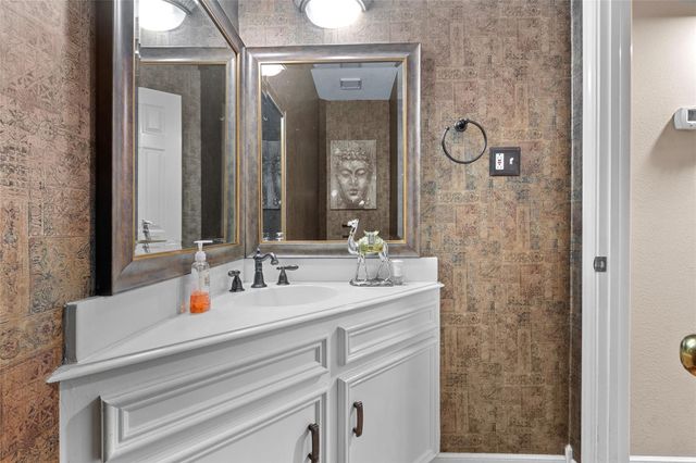 14907 Pine Point Court, Houston, TX 77070
