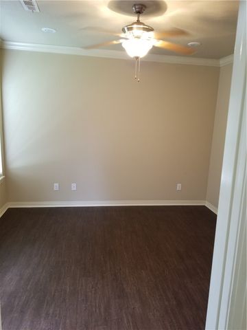 637 N Longfellow Lane, Fayetteville, AR 72704