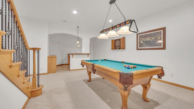 420 N Country LANE, Fond Du Lac, WI 54935