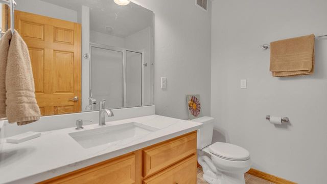 420 N Country LANE, Fond Du Lac, WI 54935