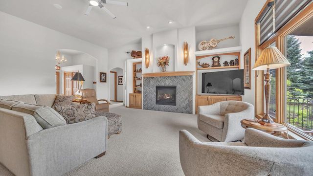 420 N Country LANE, Fond Du Lac, WI 54935