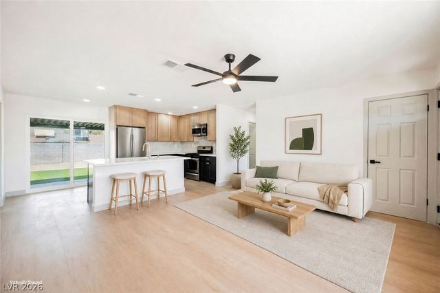 4972 Orinda Circle, Las Vegas, NV 89120