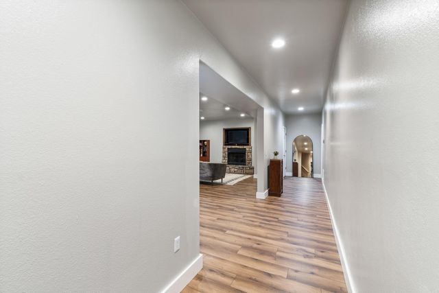 2711 Johnson Lane, Benton, AR 72019