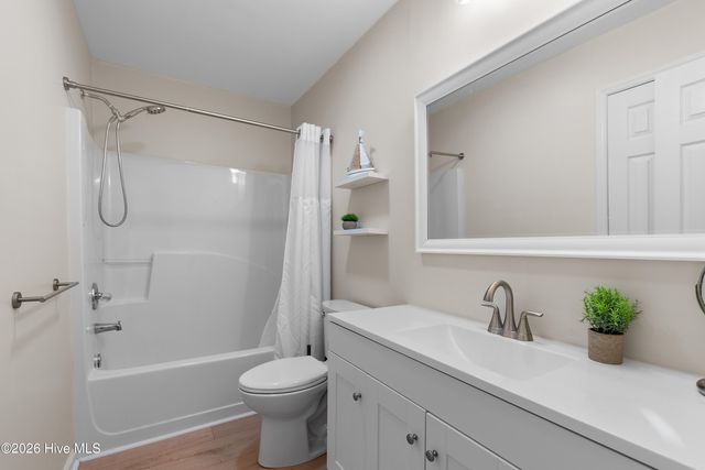 124 NW 8th Street, Oak Island, NC 28465