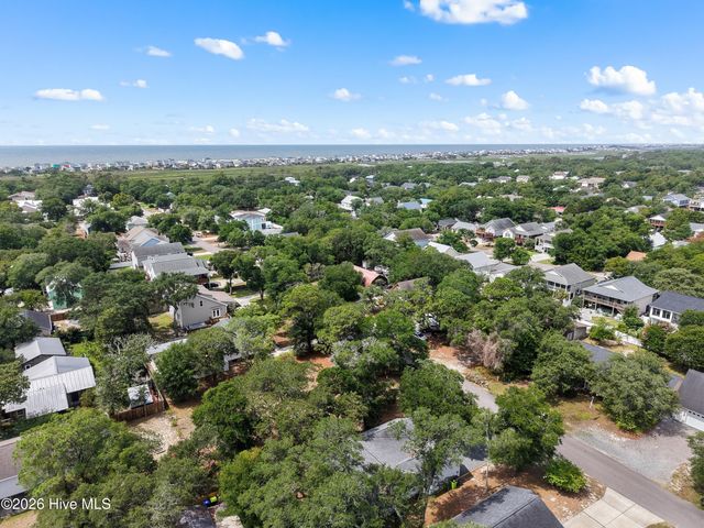 124 NW 8th Street, Oak Island, NC 28465