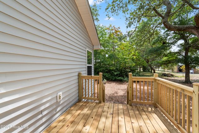 124 NW 8th Street, Oak Island, NC 28465