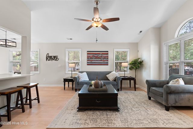 124 NW 8th Street, Oak Island, NC 28465