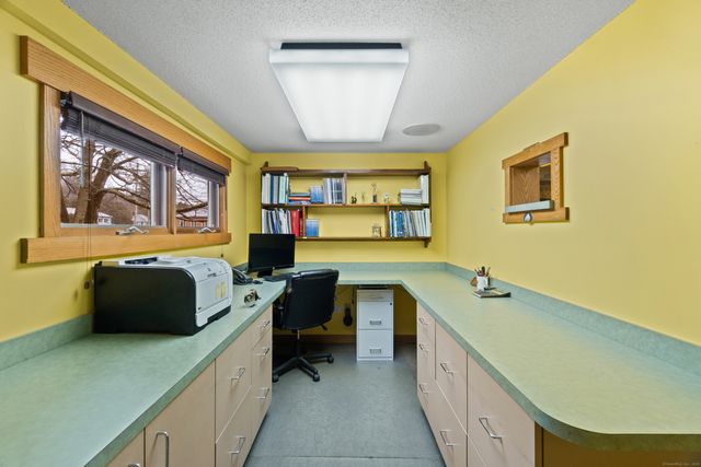 197 Norwich New London Turnpike, Montville, CT 06382