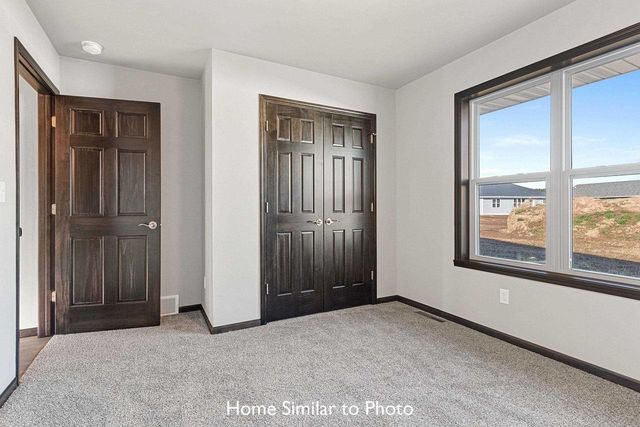 925 CONSTELLATION WAY, Marinette, WI 54143