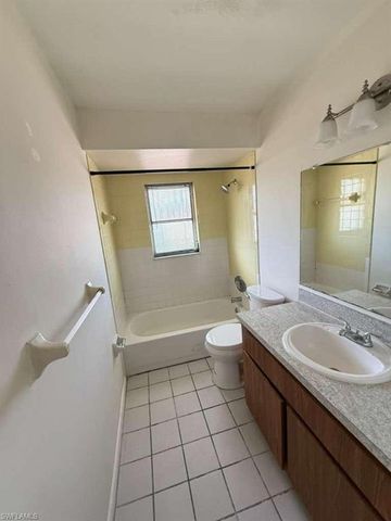 2017 Santa Barbara BLVD, Cape Coral, FL 33991