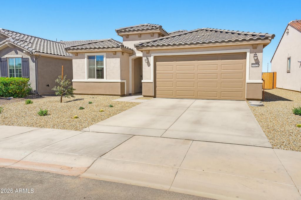 27126 W ADAM Avenue, Buckeye, AZ 85396