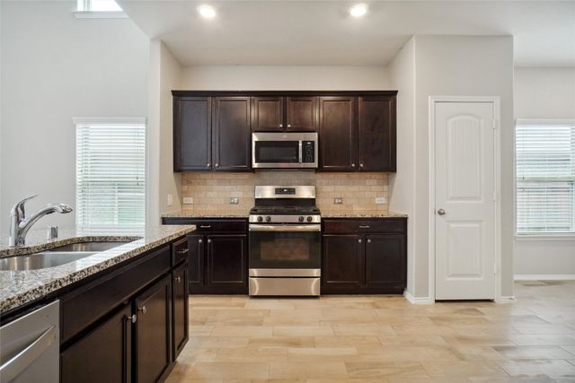 5817 Fir Tree Lane, Fort Worth, TX 76123