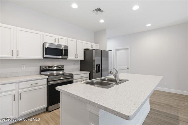 1645 19th Avenue SW, Vero Beach, FL 32962