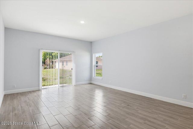 1645 19th Avenue SW, Vero Beach, FL 32962