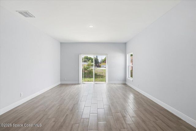 1645 19th Avenue SW, Vero Beach, FL 32962