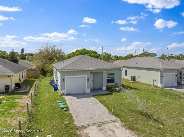 1645 19th Avenue SW, Vero Beach, FL 32962