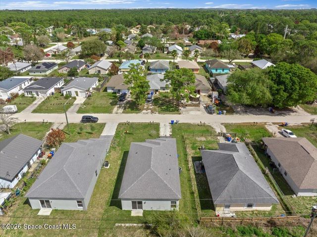 1645 19th Avenue SW, Vero Beach, FL 32962