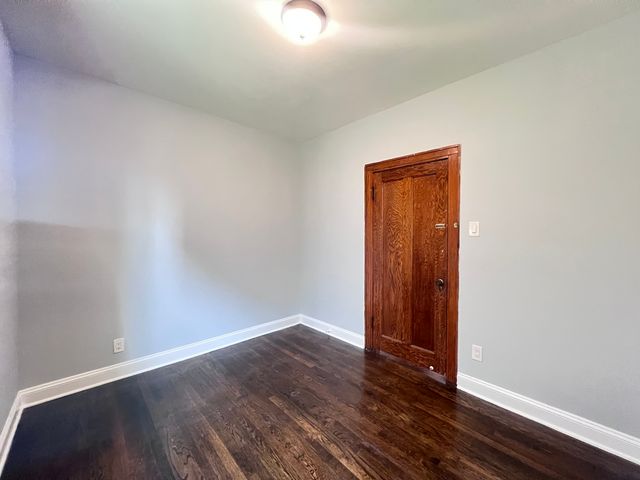 821 N Waller Avenue 1, Chicago, IL 60651