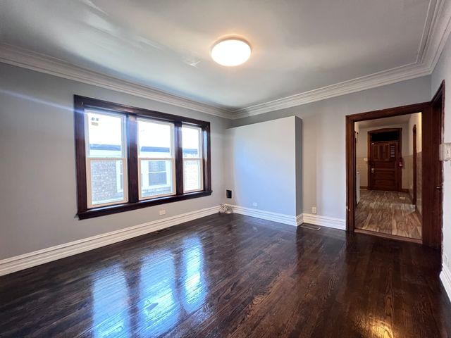 821 N Waller Avenue 1, Chicago, IL 60651