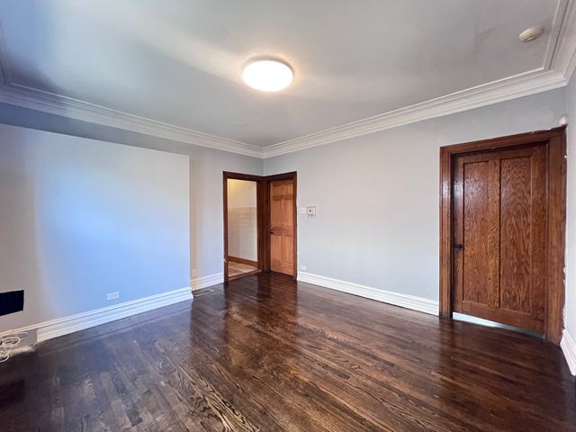 821 N Waller Avenue 1, Chicago, IL 60651