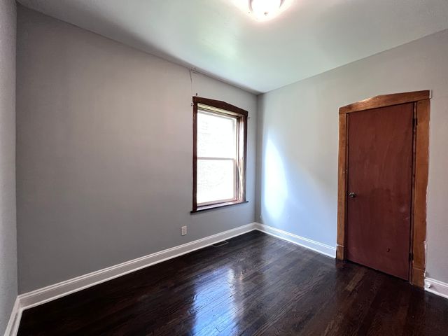 821 N Waller Avenue 1, Chicago, IL 60651