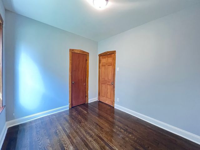 821 N Waller Avenue 1, Chicago, IL 60651