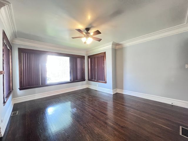 821 N Waller Avenue 1, Chicago, IL 60651