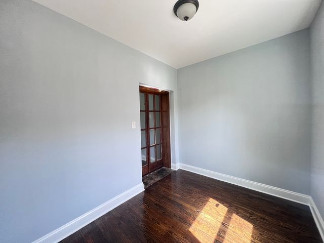 821 N Waller Avenue 1, Chicago, IL 60651