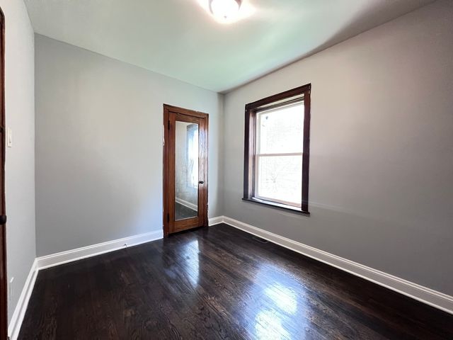 821 N Waller Avenue 1, Chicago, IL 60651