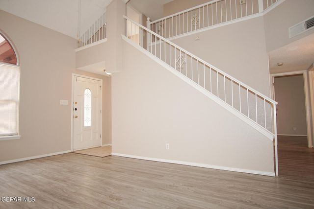 5917 CHIPPENDALE Avenue, El Paso, TX 79934