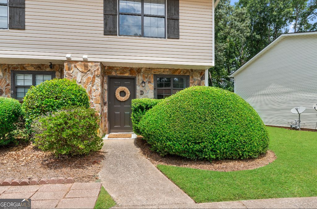 2498 Hidden Cove Court D, Gainesville, GA 30501