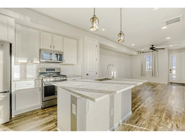 23626 E 5th Pl, Aurora, CO 80018