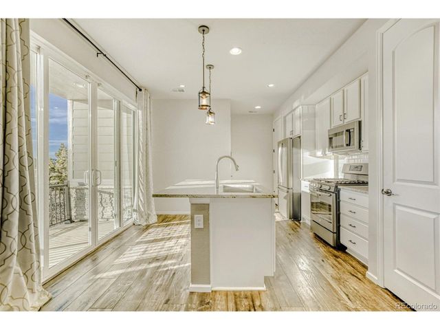 23626 E 5th Pl, Aurora, CO 80018