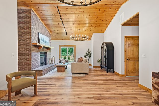 673 Harold Pritchett Road, Ellijay, GA 30540