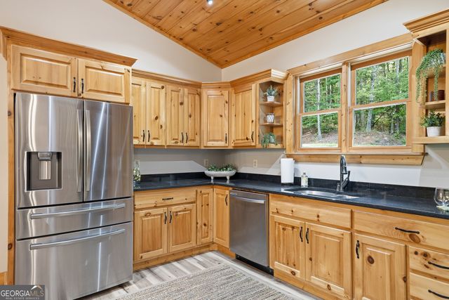 673 Harold Pritchett Road, Ellijay, GA 30540